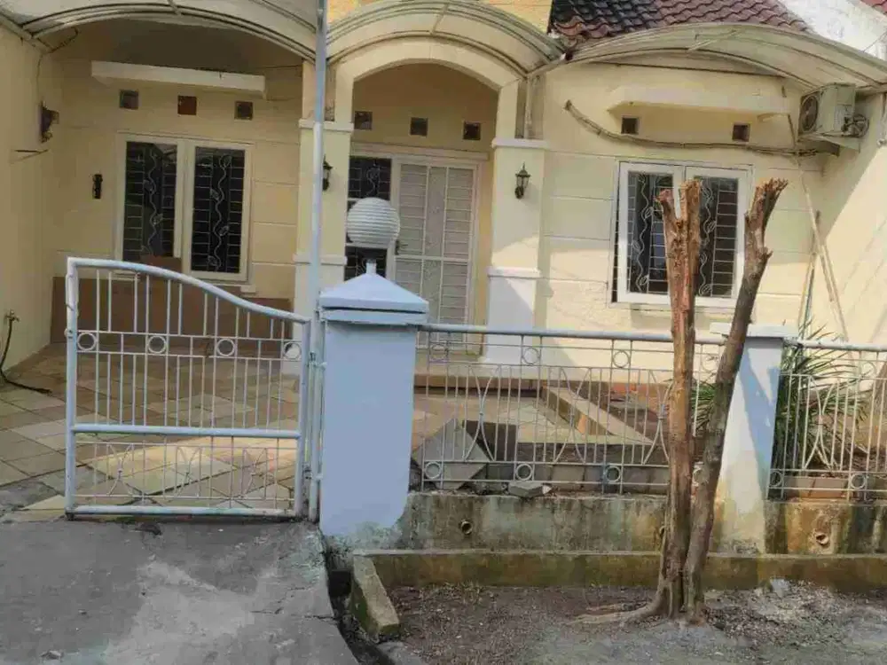 Disewa Rumah 1 Lantai Rapi Siap Huni di Regensi Melati Mas