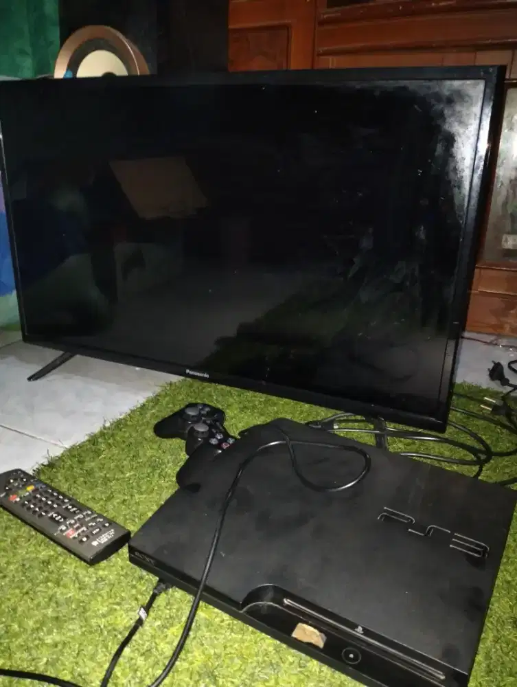 Jual PS 3 satu paket sama tv Polytron