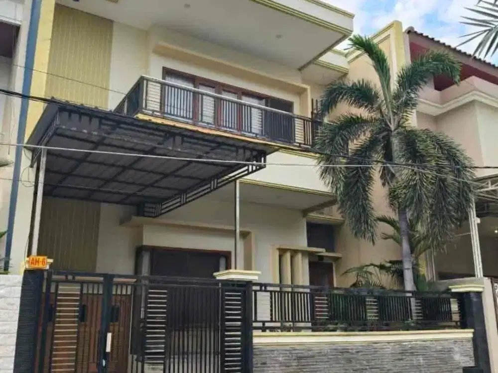Dijual Rumah Elite Terawat, Siap Huni
Semi Furnished Row jalan lebar loss di Dharmahusada Mas