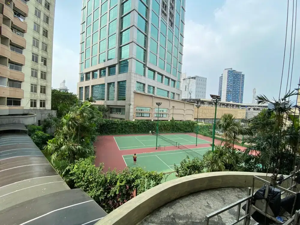 Dijual Apartment Grand Slipi Tower, Luas 118M2, Type 3+1Br, Semi Furnish, Harga : 2.4M
