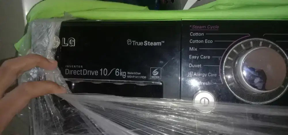 Mesin cuci LG TRUE STEAM