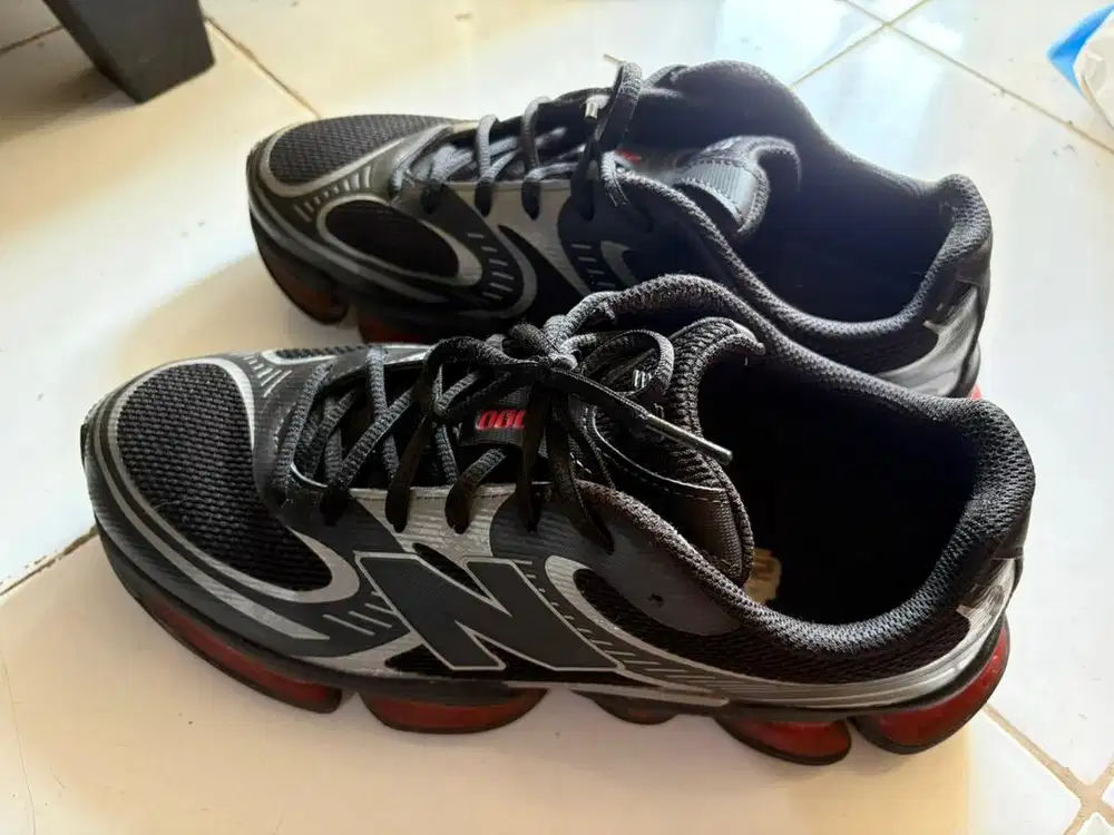 Nb new balance abzorb 2000