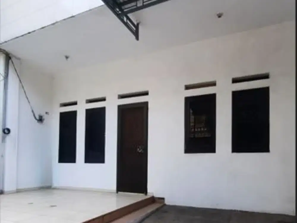 Rumah 105m2 1 Lantai Siap Huni Disewakan Di BCS-Kelapa Gading