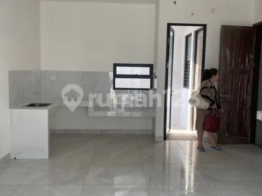 Dekat Akses Tol, Rumah, 2 Lantai, di Citra Garden Bintaro