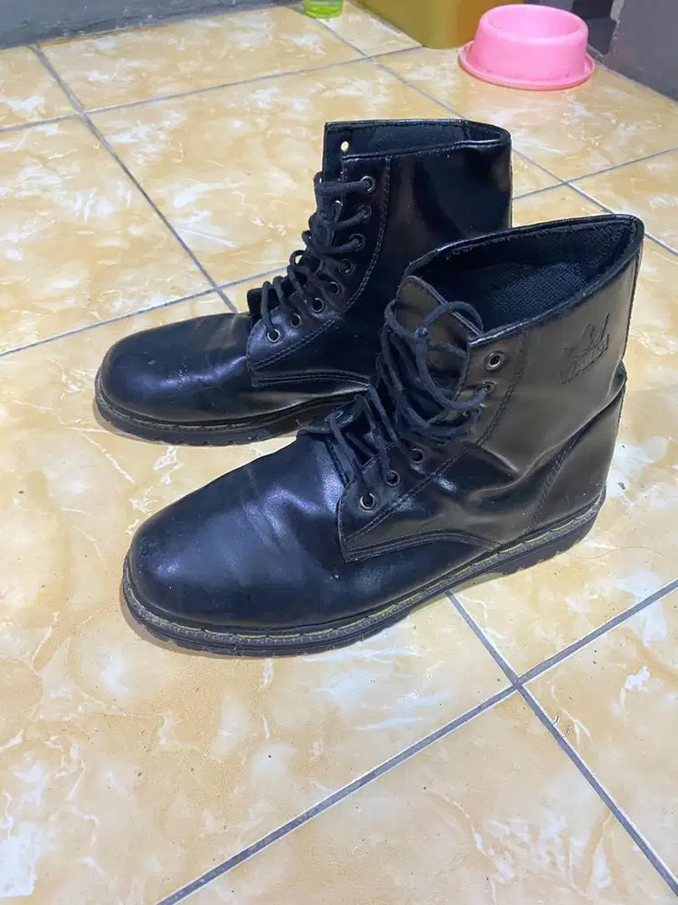 sepatu boots wargi