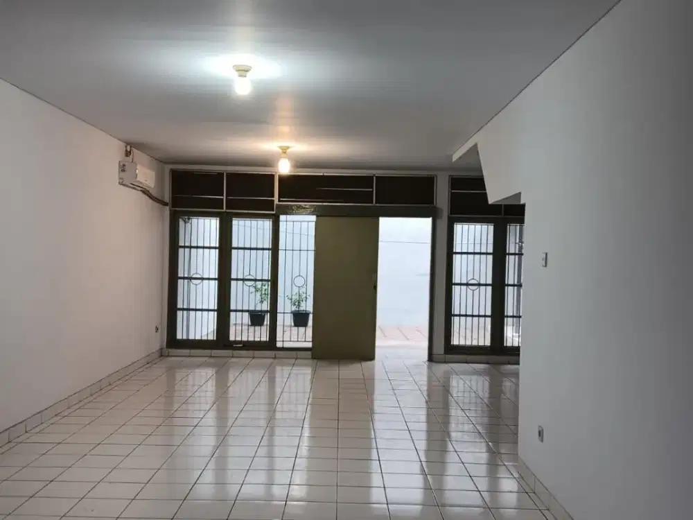 Fghc. Rumah Disewakan Di Meadow Green Lippo Cikarang