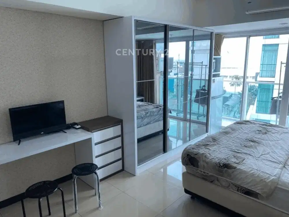 Apartement Furnished La Grande  Di Tengah Kota