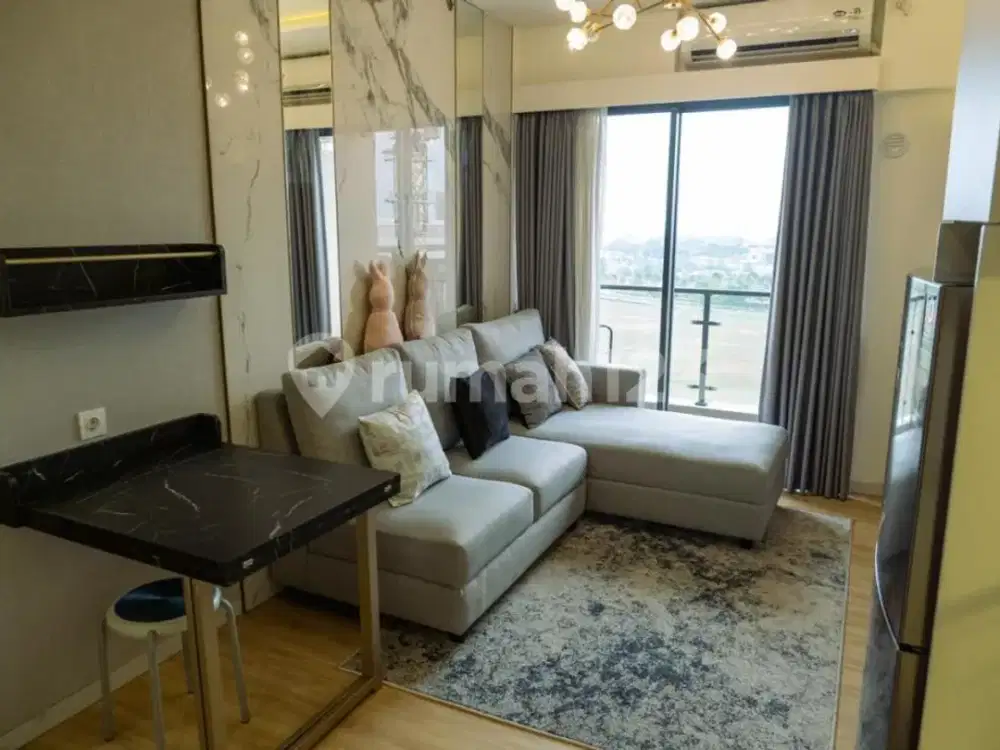Dekat Akses Tol, Apartemen, PPJB, Full Furnished, di Skyhouse