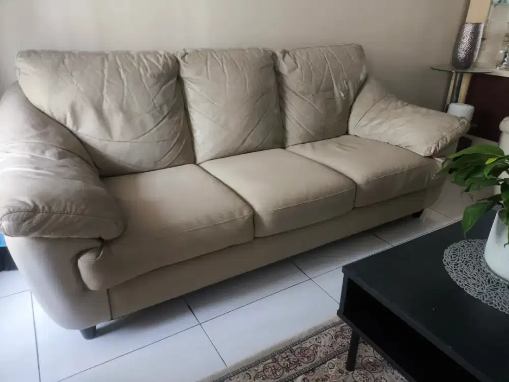 Sofa kulit 3 seater + 1