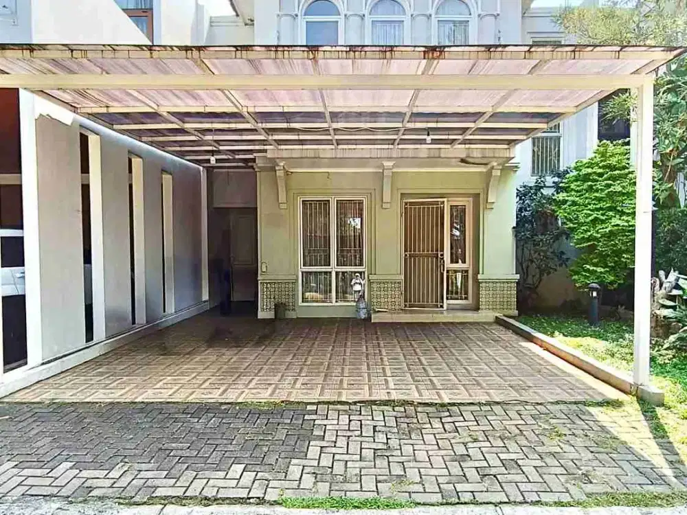 Rumah dalam Cluster Prime depan taman di BSD Tangerang Selatan
