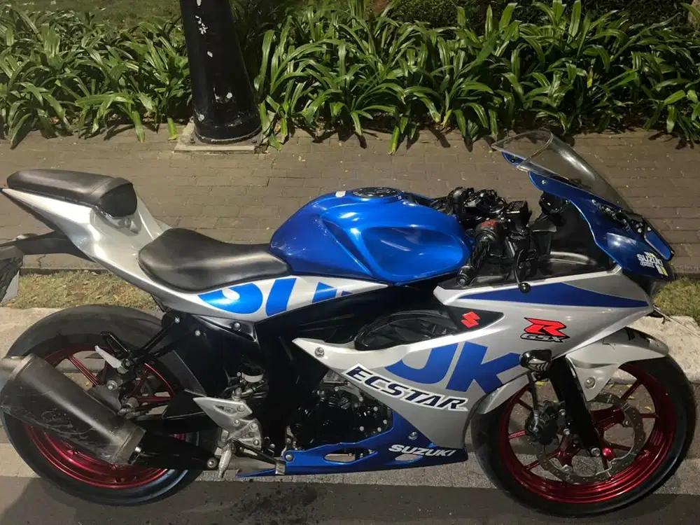 FOR SALE GSX R150 LIVERY SPESIAL EDITION 100TH SUZUKI TAHUN 2021