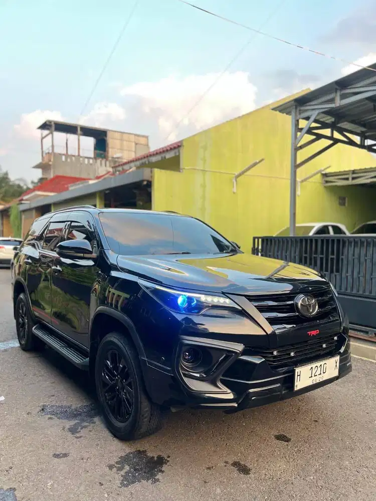 Toyota Fortuner VRZ TRD S 2019 Metic