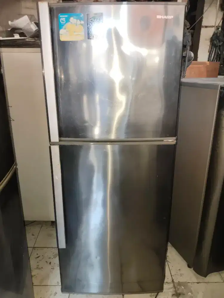 Kulkas sharp 2 pintu normal dingin beku