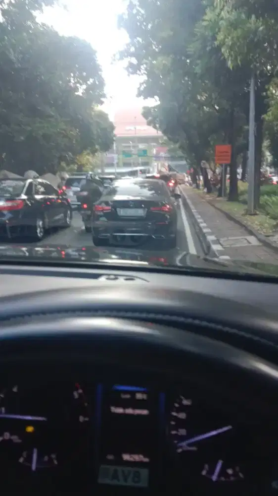 Jasa driver pribadi atau kantor