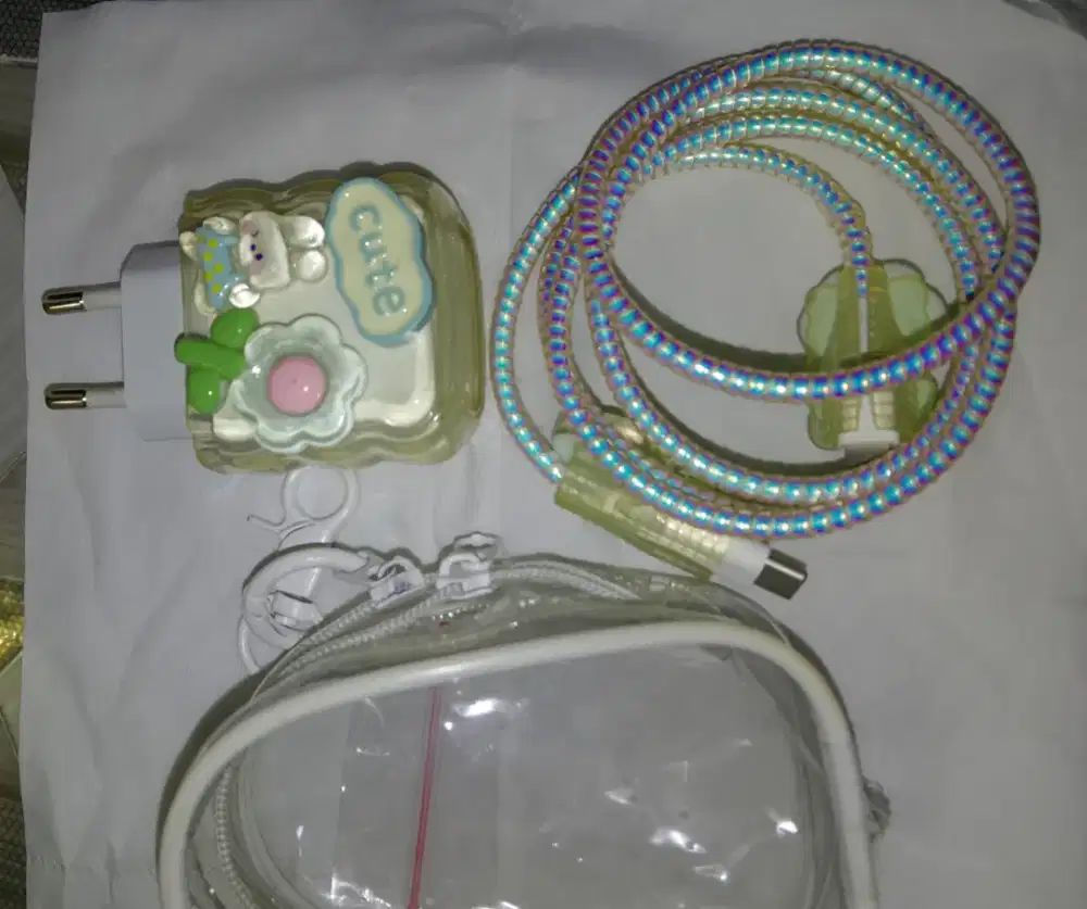 Charger plus cable for iPhone 13 original