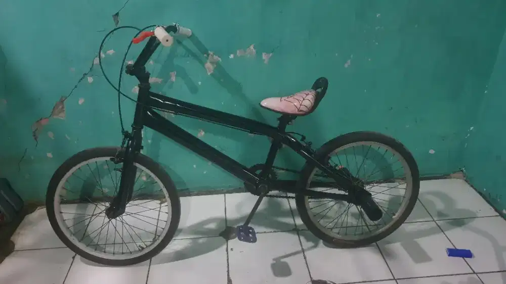 Sepeda BMX Polygon 20inc