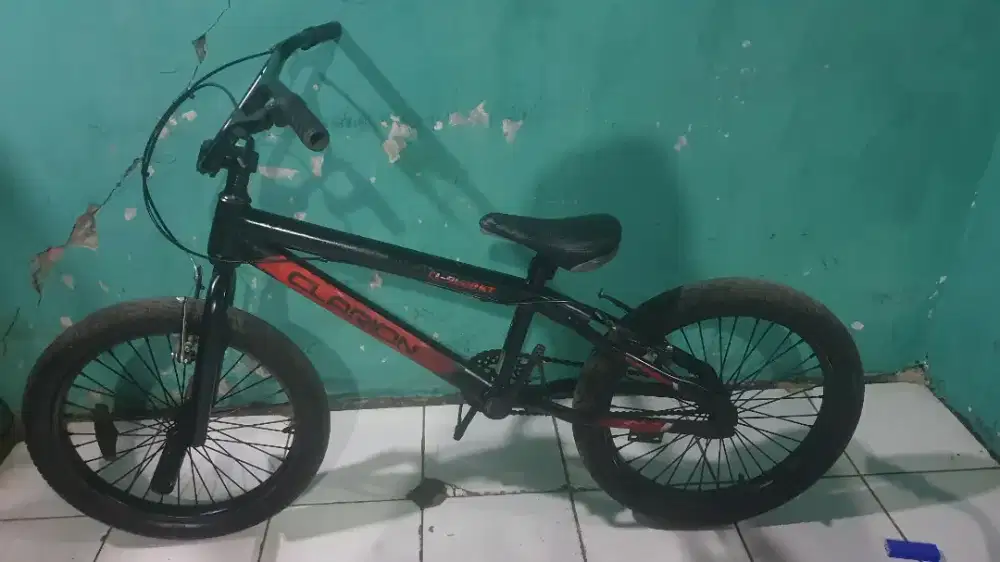 Sepeda BMX 20inc