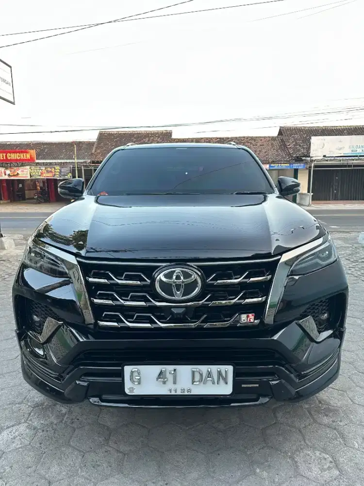 Fortuner gr 2.8 at tahun 2023