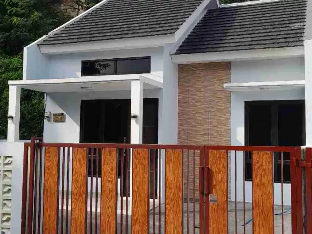 Rumah murah strategis di tengah kota bekasi
