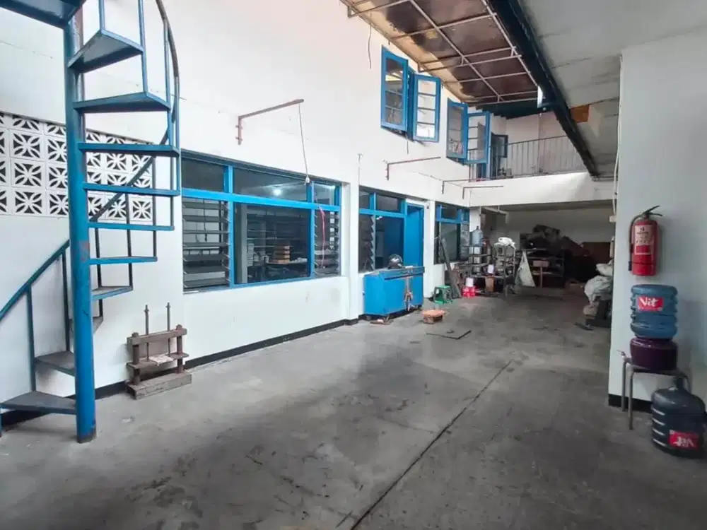 TERMURAH DIJUAL RUMAH HITUNG TANAH DI KEMBAR BANDUNG