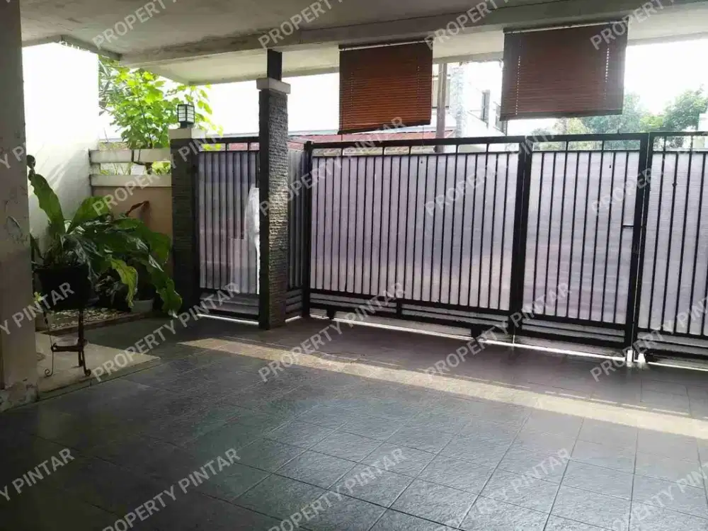 RUMAH MURAH BAGUS KUAT DI DLM KOMPLEK PALAPA PASAR MINGGU JAKSEL