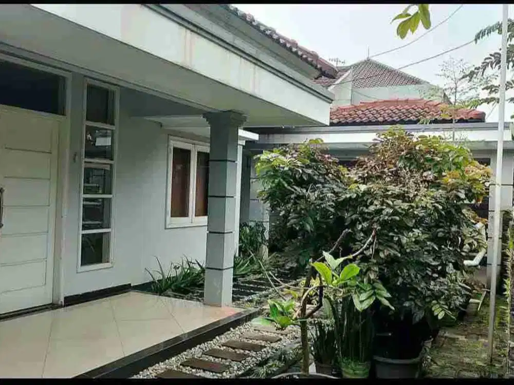 rumah siap huni di kemang pratama 1 bekasi