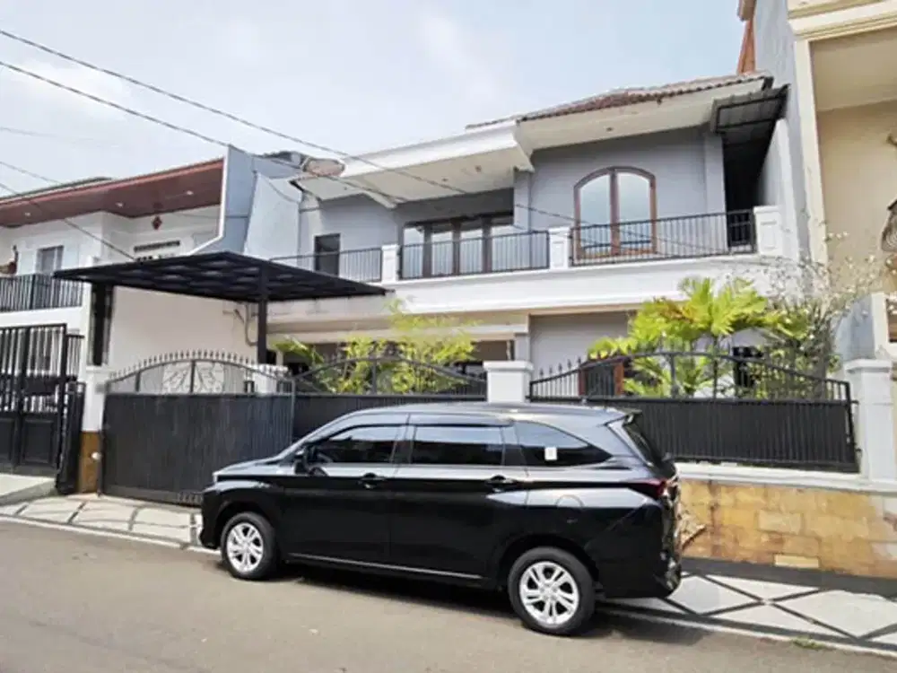 Rumah dengan fungsi kantor, ruang tunggu, ruang direksi, ruang meeting di Janur Elok Kelapa Gading