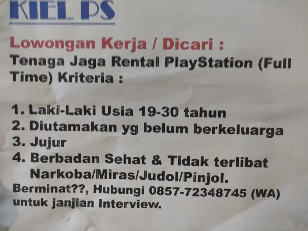 Operator/penjaga rental ps