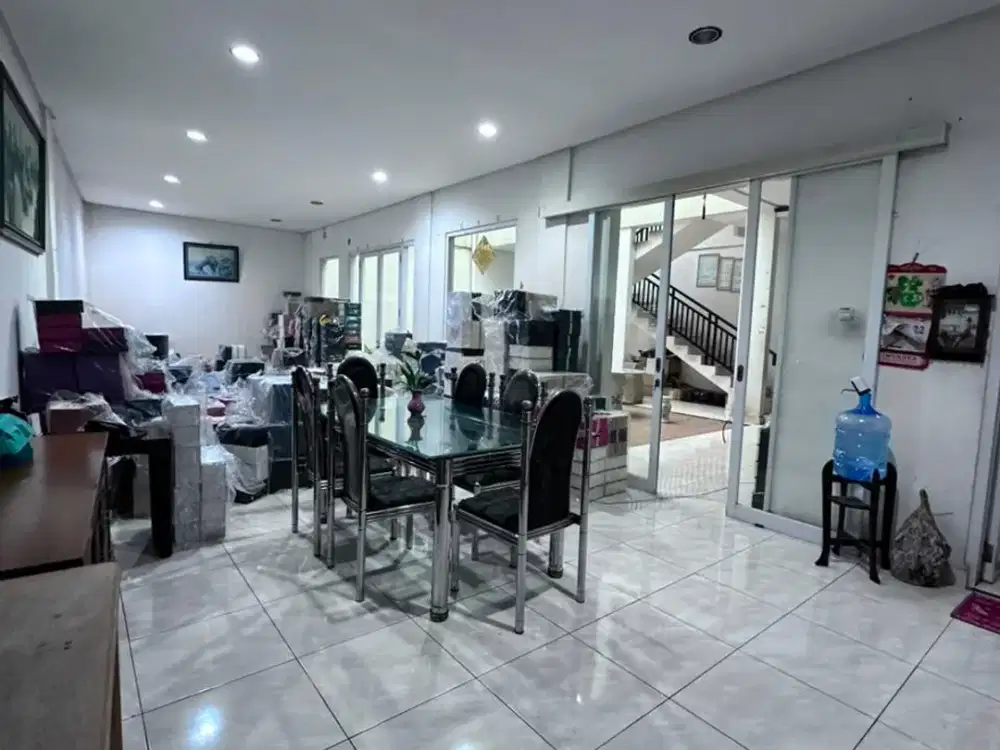 Disewakan Rumah + Gudang Pondok Aren Tangerang Selatan