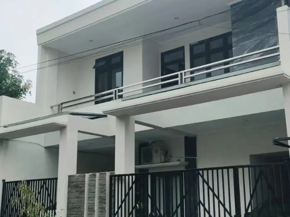 Dijual Rumah Baru Renovasi, Full Granite di Baruk, Surabaya