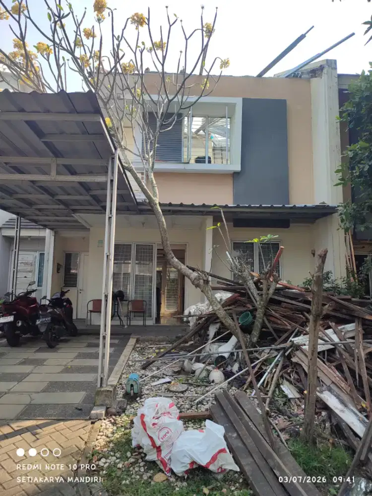 RENOVASI BONGKAR ATAP GANTI BAJA RINGAN GENTENG LAMA