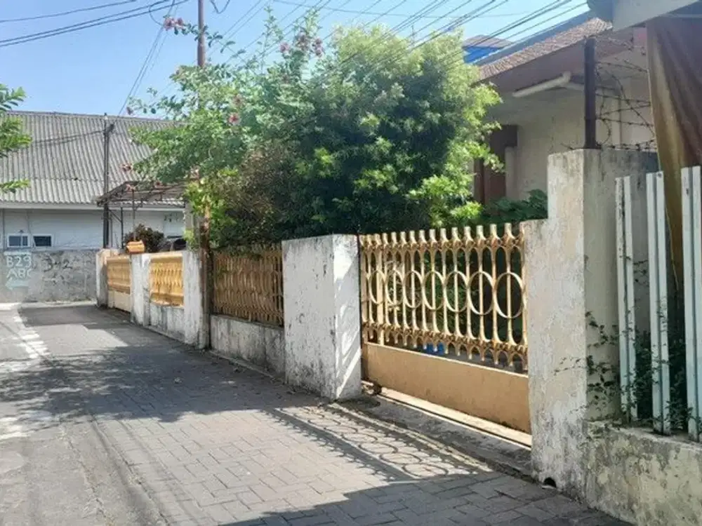 Tanah & Bangunan Lokasi Premium Dekat Kampus UGM