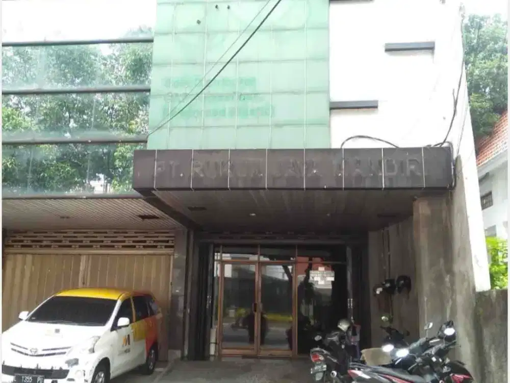 yos Sudarso jual murah ruko strategis nol jalan raya komersil area balai pemuda