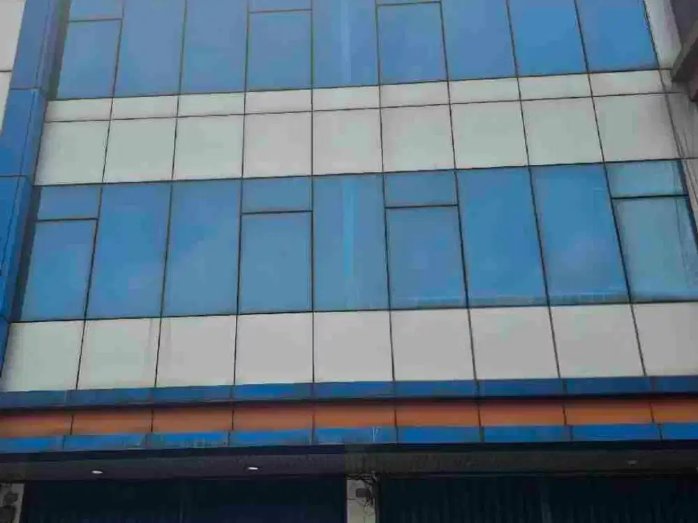 Jual Cepat  Ruko Sentra Bisnis Kondisi Bagus & Rapi (Hadap Jalan Raya) di Kelapa Gading
