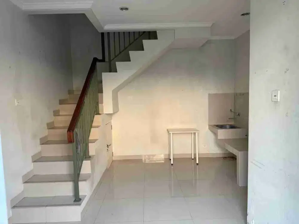 Disewakan Rumah di Milano Village, Gading Serpong Tangerang
