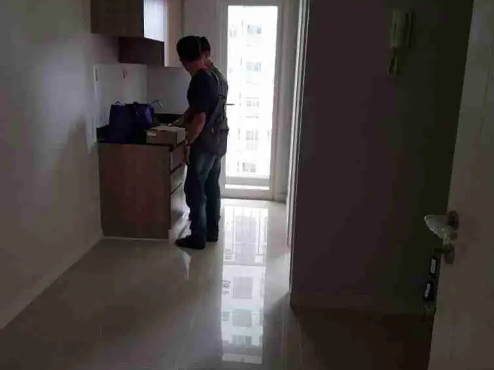 disewakan 1br unfurnished apartemen madison park lokasi dekat mall central park dan mall taman anggrek