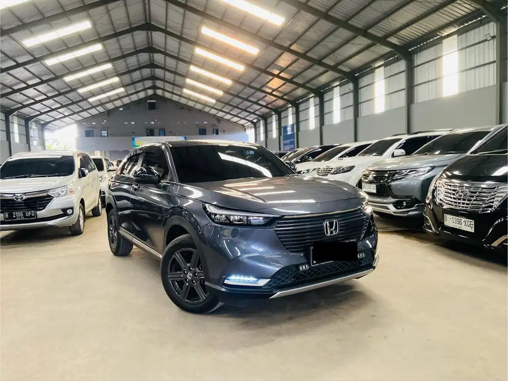 Honda HRV 1.5 E CVT 2022 / 2023 AT Matic, Sangat terawat