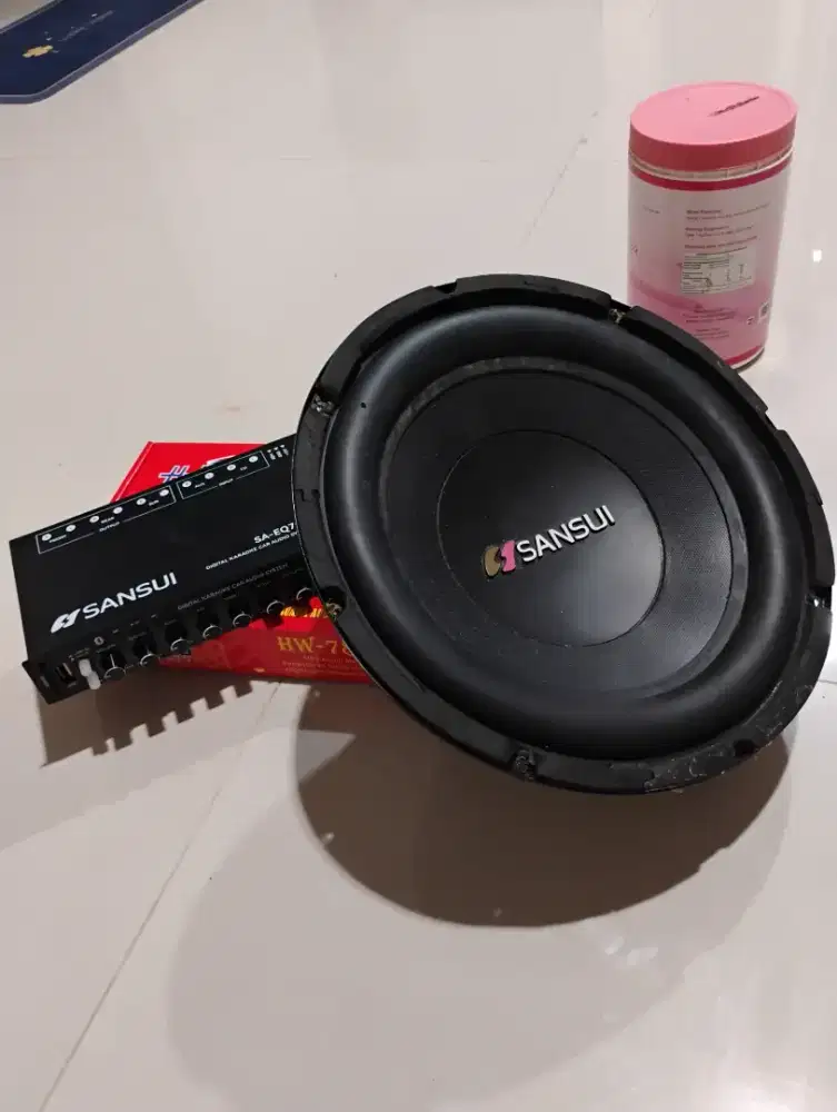 Subwoofer dan Parametric karoeke Sansui