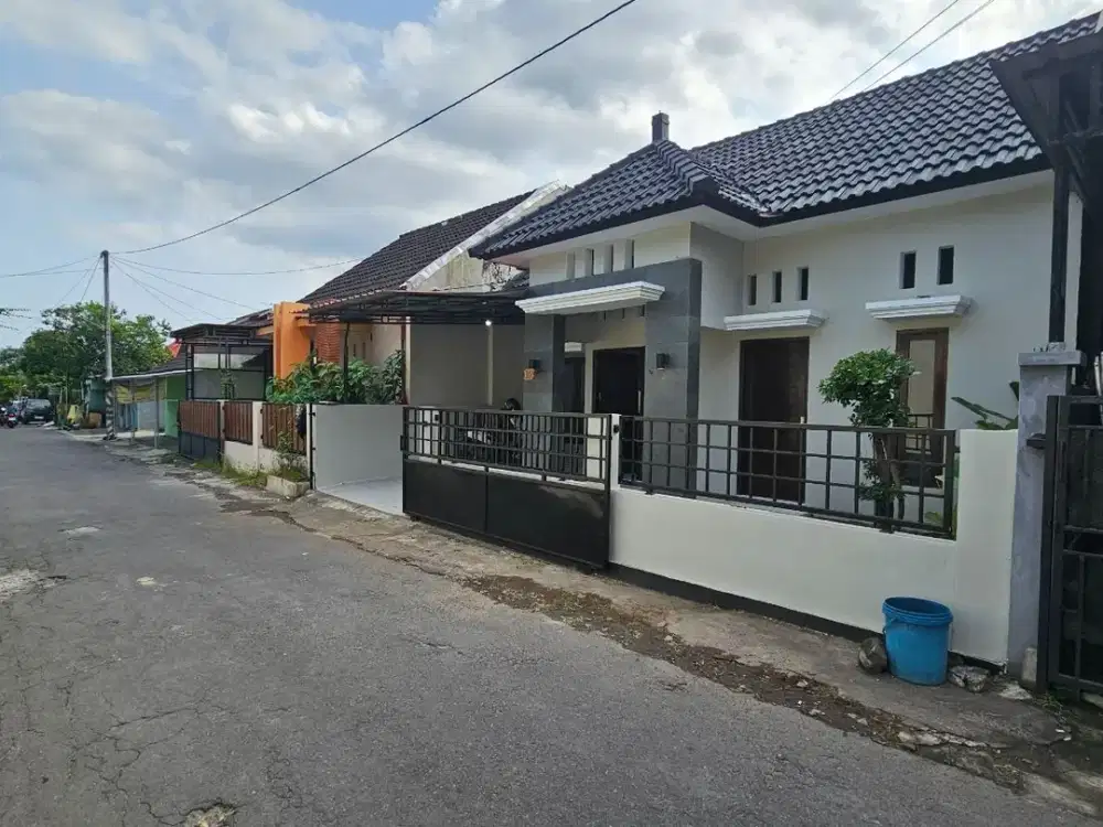 Rumah Siap Huni Dekat Spbu Kadisoka Maguwoharjo Depok Sleman