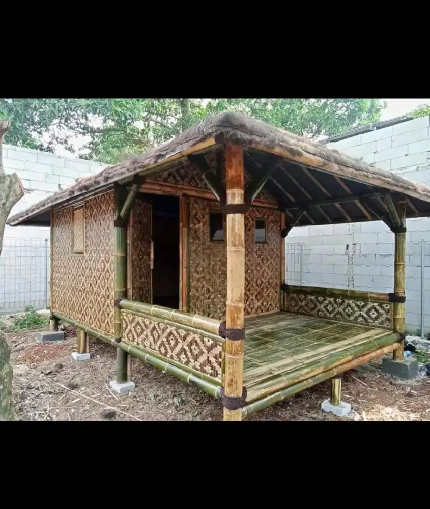 Saung gazebo Bambu