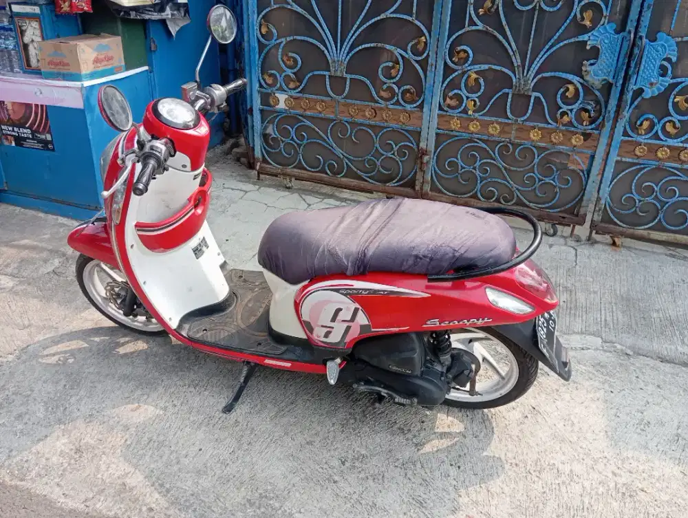 Honda scoopy 2016