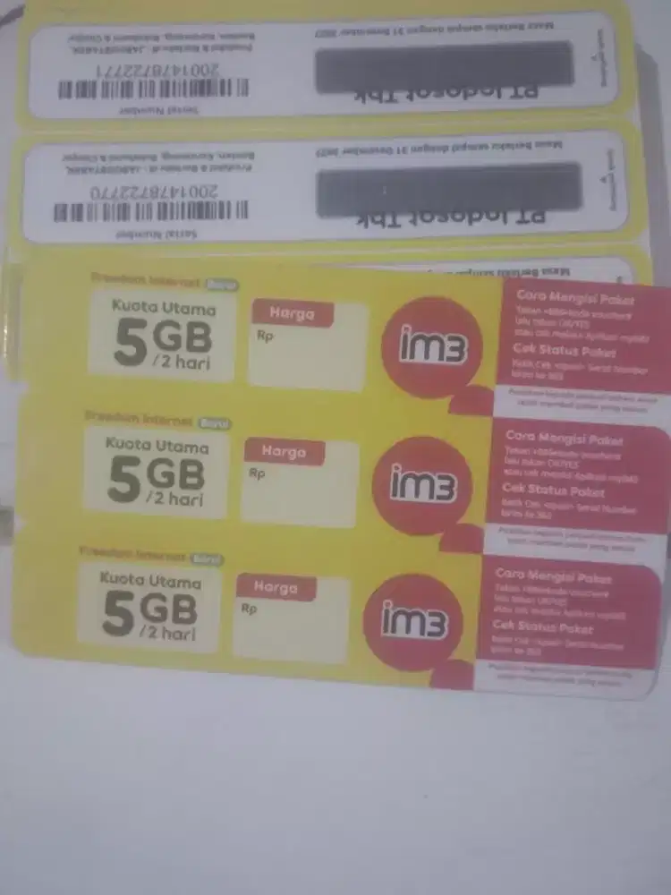 Menjual voucher perdana m3