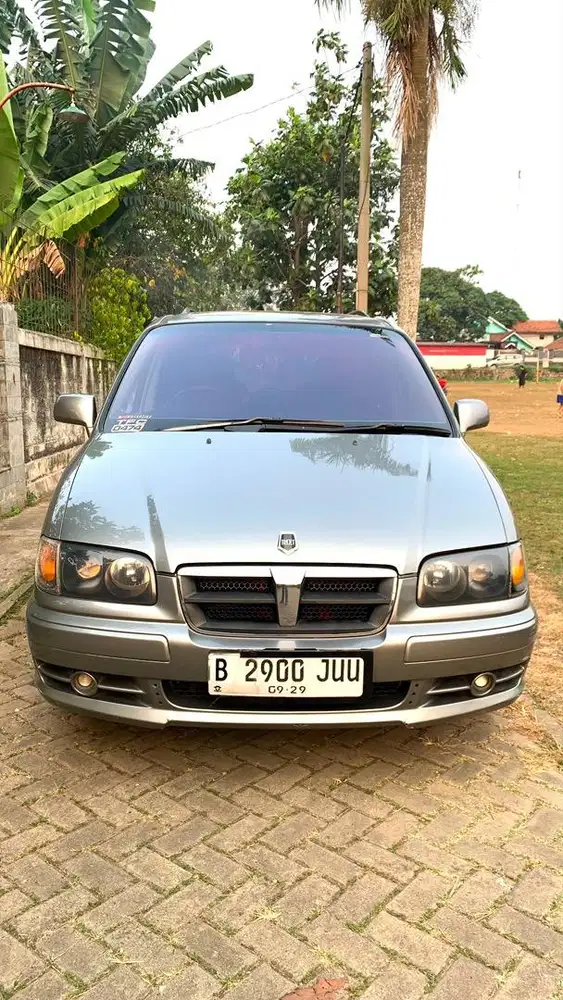 Hyundai Trajet XG 2009