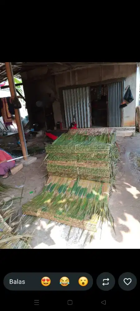 Atap Bilik Bambu