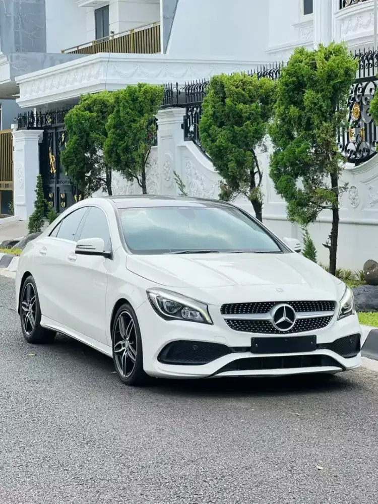 MERCEDES-BENZ CLA 200 TAHUN 2018