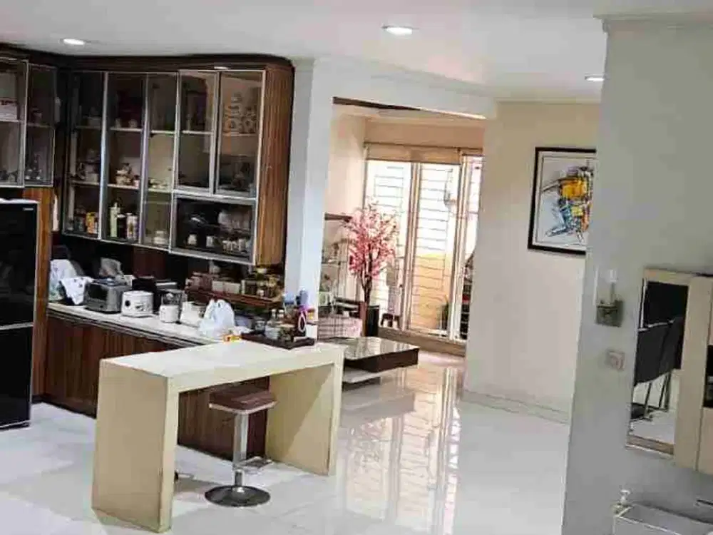 Dijual Cepat! Rumah Gading Kirana 9x20 Renovasi Siap Huni Harga Terbaik