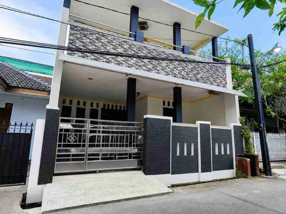 Dijual Cepat Rumah 2 Lantai Siap Huni di Griya Jati Sari Bekasi