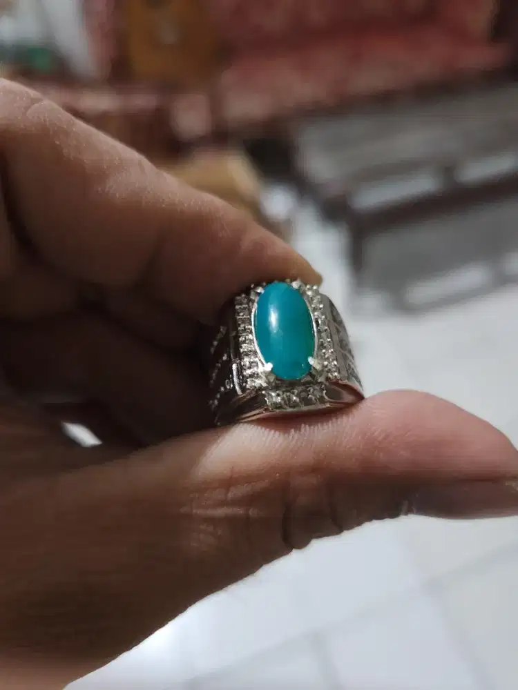 Batu bacan natural