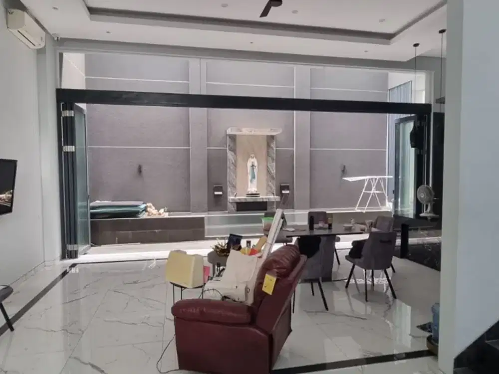 Jual cepat BU Rumah Waterfront Citraland Strategis Row 3 Mobil