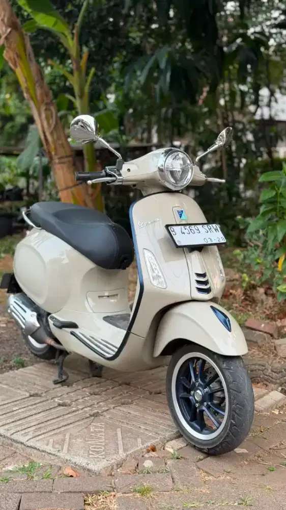 Vespa Primavera S150 i-Get Abs Beige // Vespa Matic Primavera